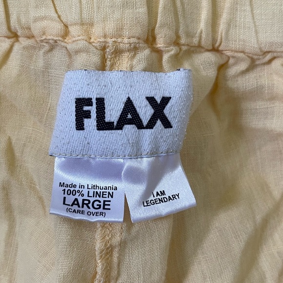 Flax Yellow Capris with Relaxed Fit and Elastic Waistband - Picture 3 of 4